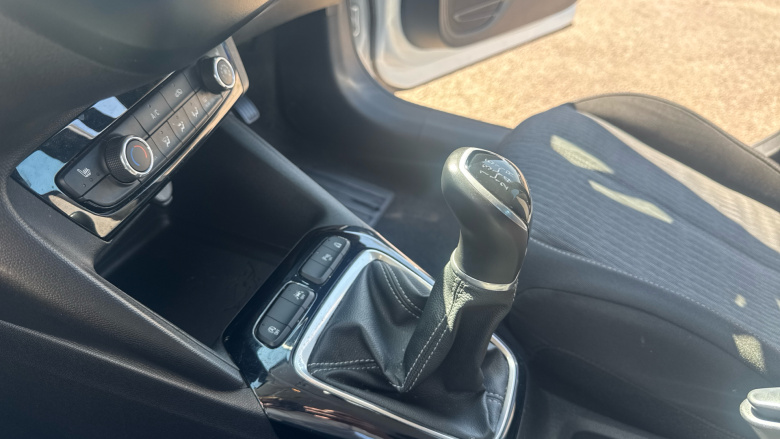 Vauxhall Corsa 1.2 SE Premium 5dr Petrol Hatchback